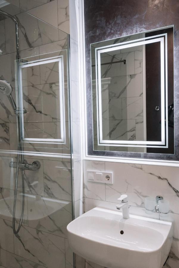 Royal Tower Vip Smart Apartments 2 Kiev Luaran gambar