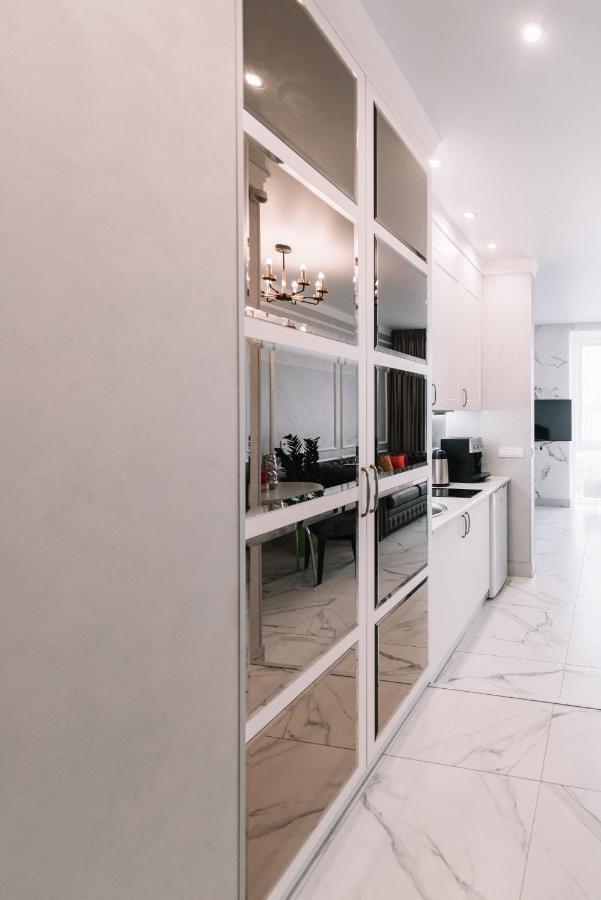 Royal Tower Vip Smart Apartments 2 Kiev Luaran gambar